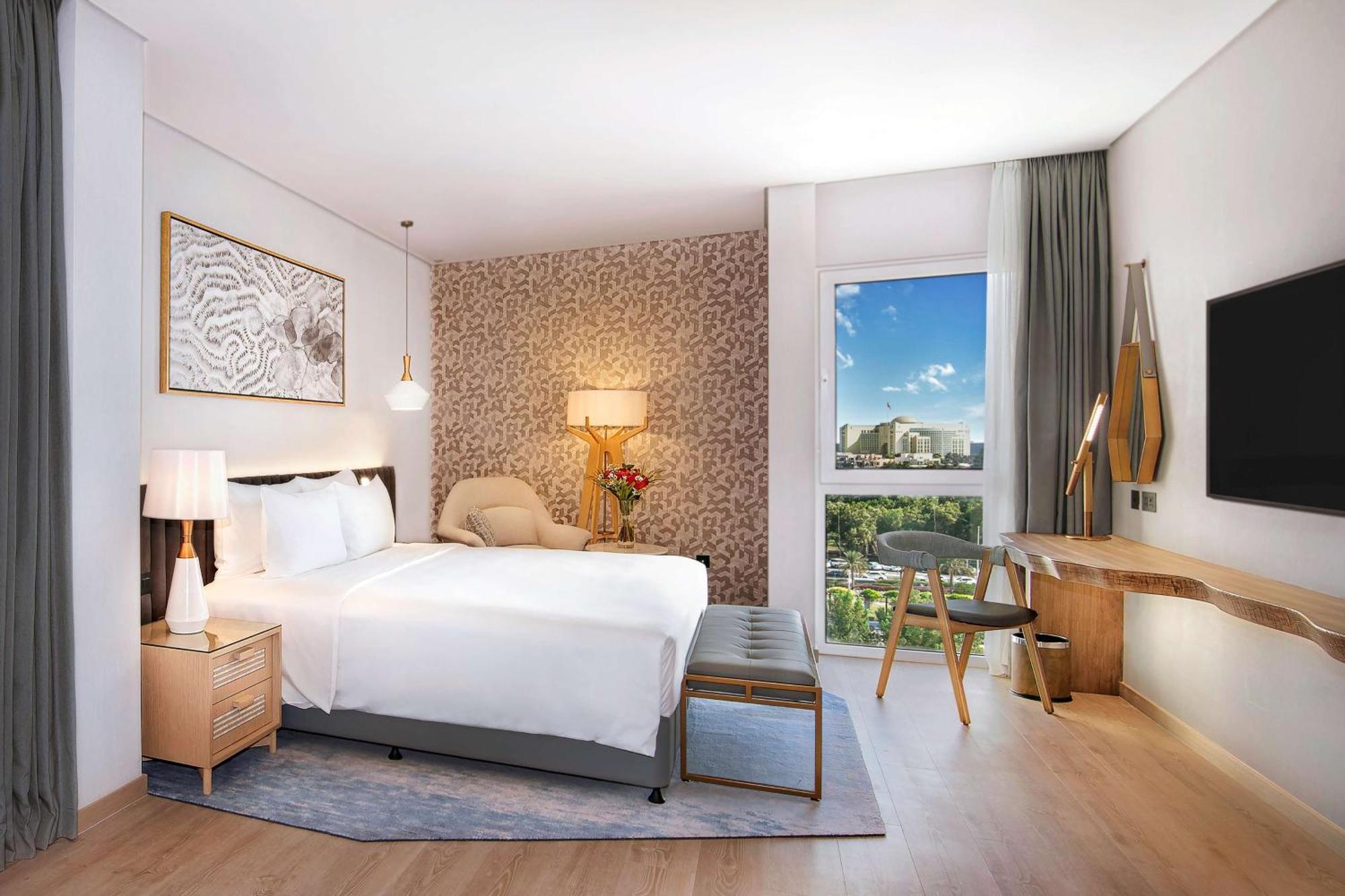 Premium Suite Sea View Lounge Access Including Complimentary access to Surf Pool Adventure Park Wave Pool Lazy River,1705767981:JPEG