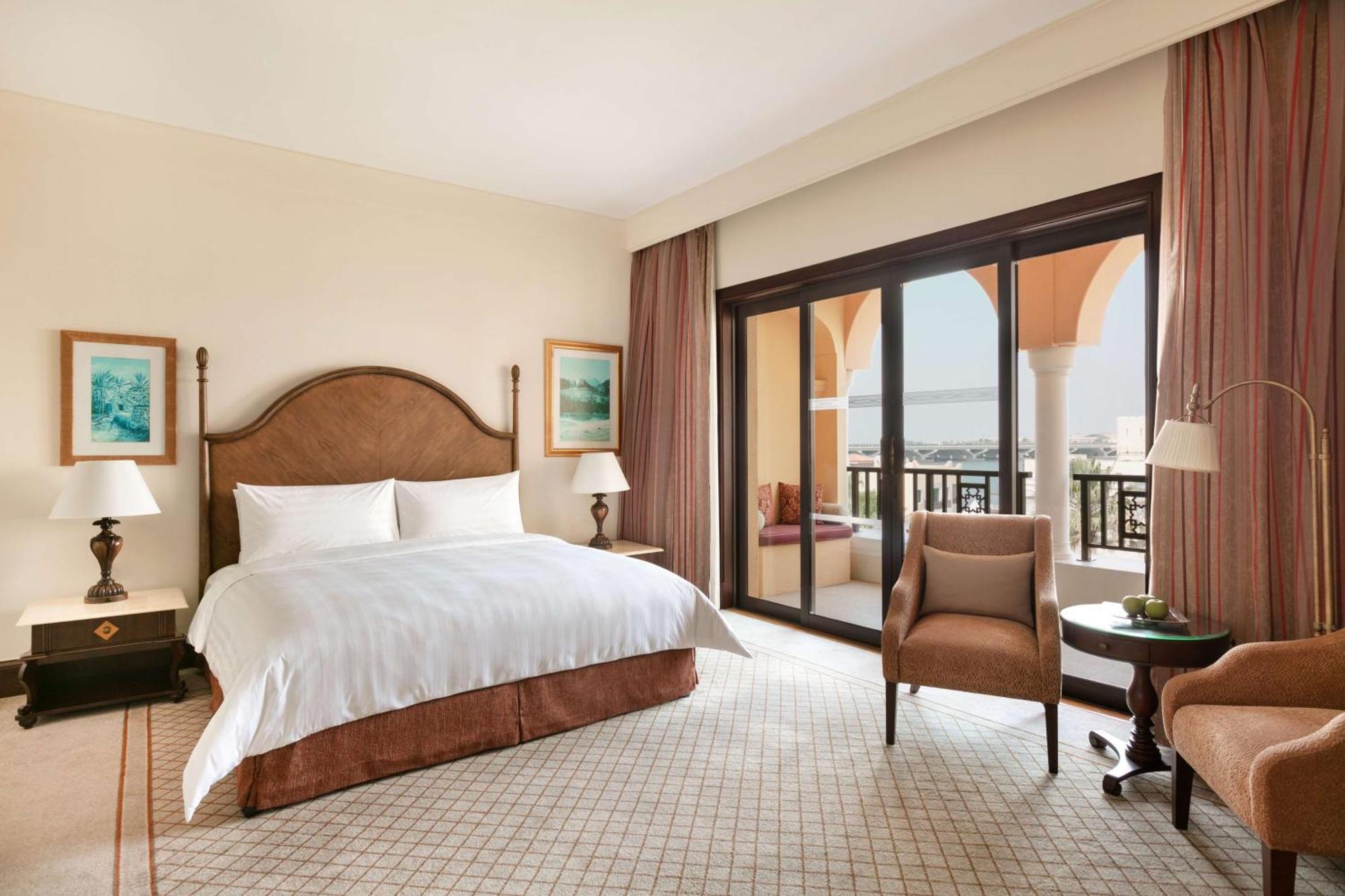 Horizon Club Premier Room Lounge Access,1440160012:JPEG