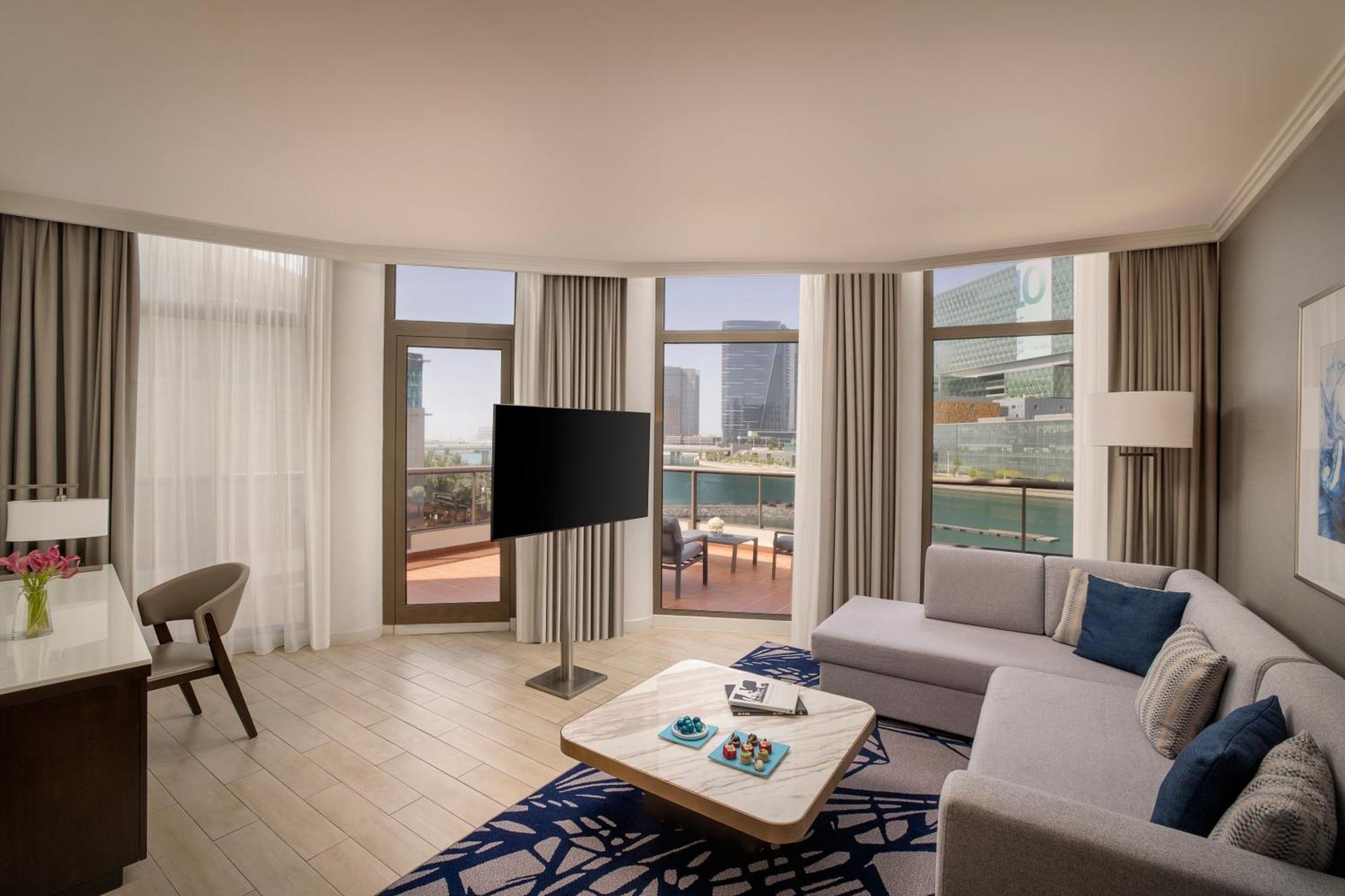Sea View Suite balcony