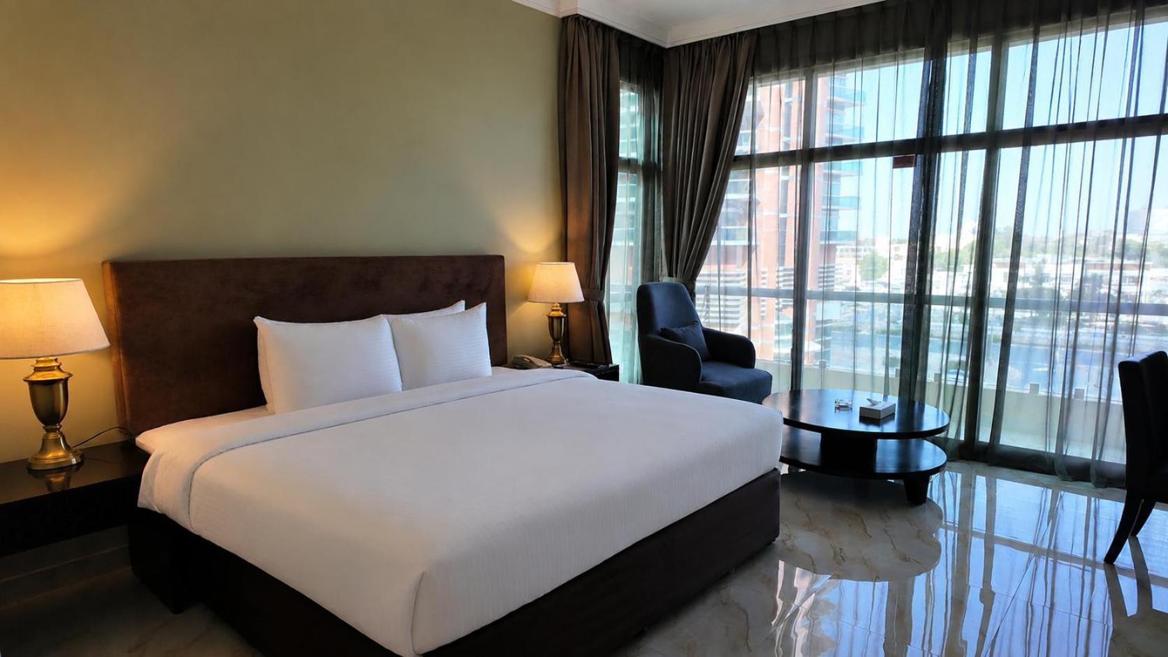 Deluxe King Room