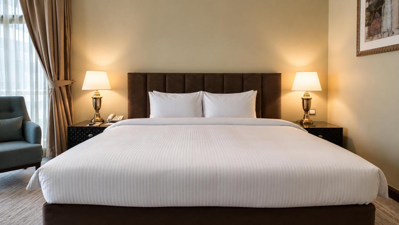 Deluxe King Suite