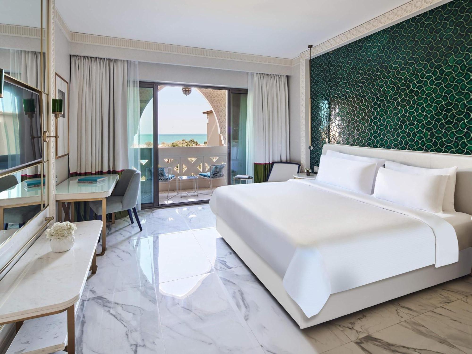 One-Bedroom Family Suite