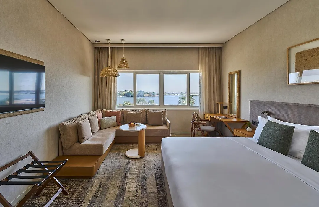 Erth Abu Dhabi Hotel-1