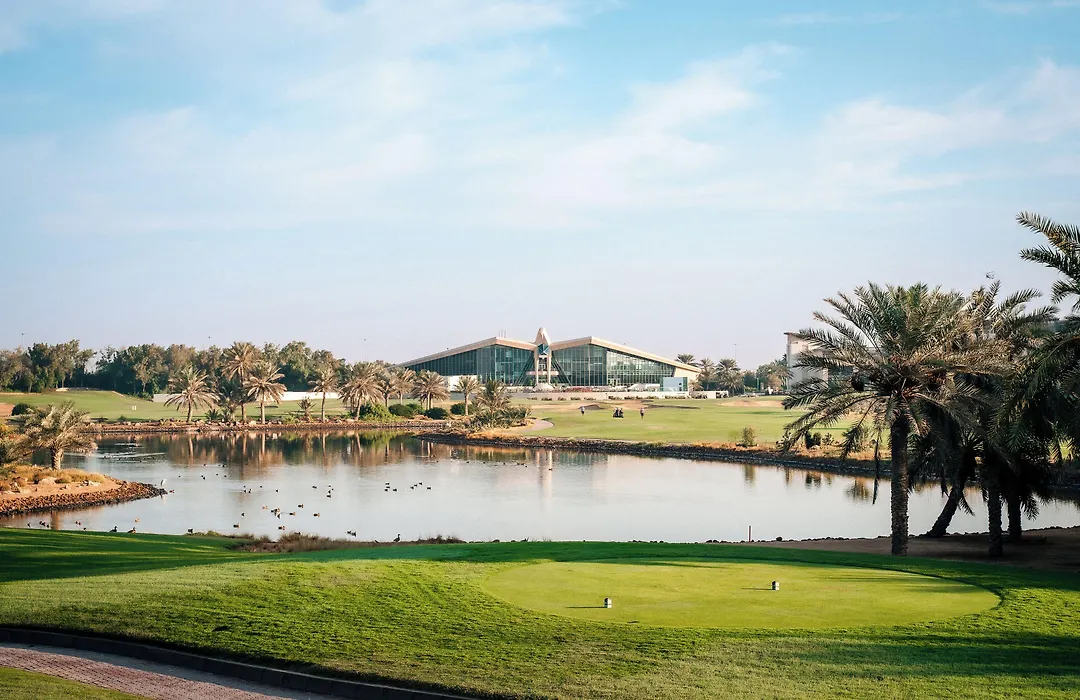 Vogo Abu Dhabi Golf Resort & Spa-1